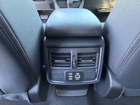Certified 2025 Subaru Forester Premium AWD/4WD image 25
