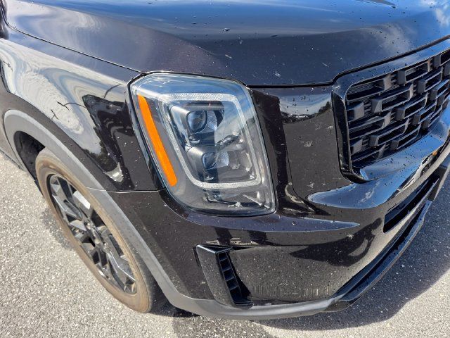 Used 2022 Kia Telluride SX w/ Nightfall Edition Package AWD/4WD image 22