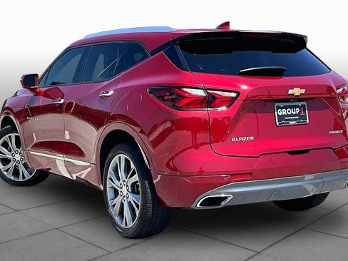 Used 2019 Chevrolet Blazer Premier w/ Sun and Wheels Package FWD image 12