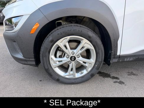 Used 2023 Hyundai Kona SEL AWD/4WD image 9