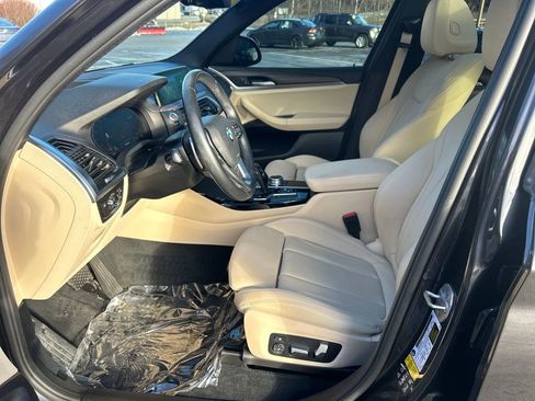 Used 2021 BMW X3 xDrive30i w/ Premium Package image 17