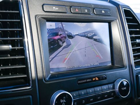 Used 2021 Ford Expedition Max Limited image 30