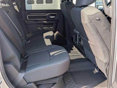 New 2026 RAM 2500 Big Horn AWD/4WD image 24