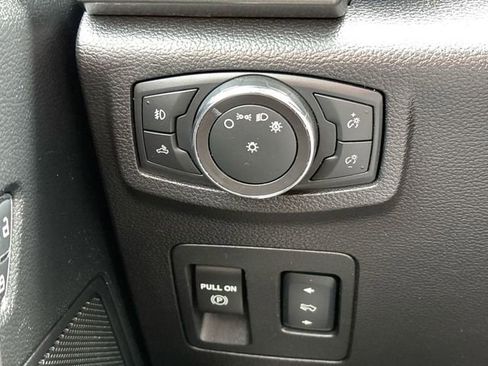 Used 2018 Ford F150 XLT w/ Equipment Group 302A Luxury image 33