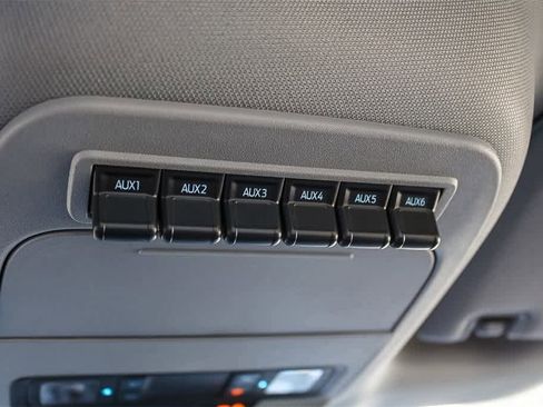 New 2026 Ford F250 XL w/ XL Chrome Package image 32