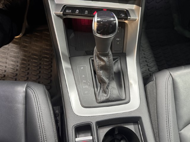 Certified 2023 Audi Q3 2.0T Premium Plus w/ Premium Plus Package AWD/4WD image 21