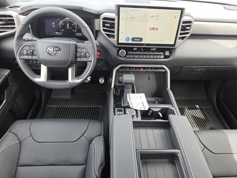 New 2026 Toyota Tundra Limited AWD/4WD image 8