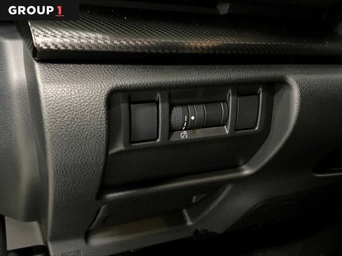 Used 2024 Subaru Crosstrek 2.0i Premium image 18