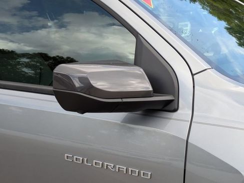 Used 2025 Chevrolet Colorado LT w/ LT Convenience Package image 12