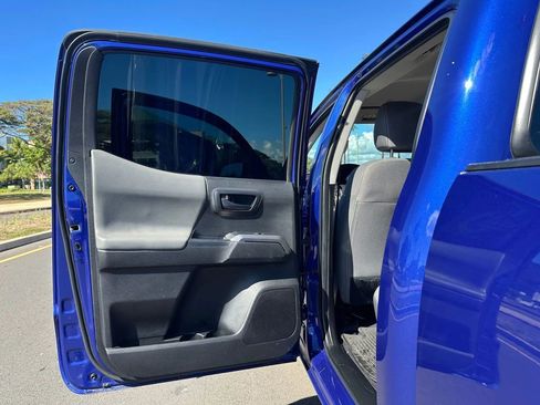 Used 2022 Toyota Tacoma SR5 image 15