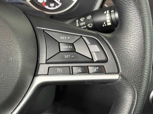 Used 2024 Nissan Altima 2.5 SV AWD/4WD image 24