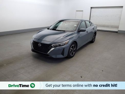 Used 2025 Nissan Sentra SV FWD image 1