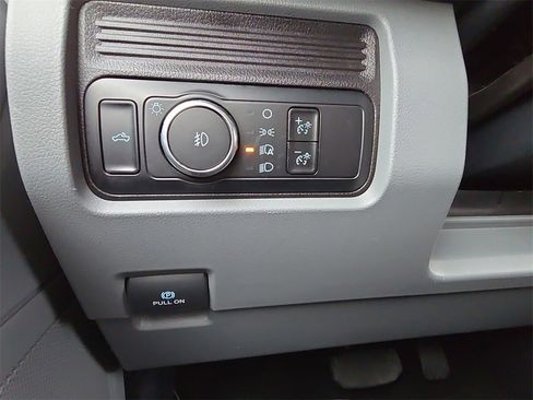 Used 2024 Ford F250 XLT image 23