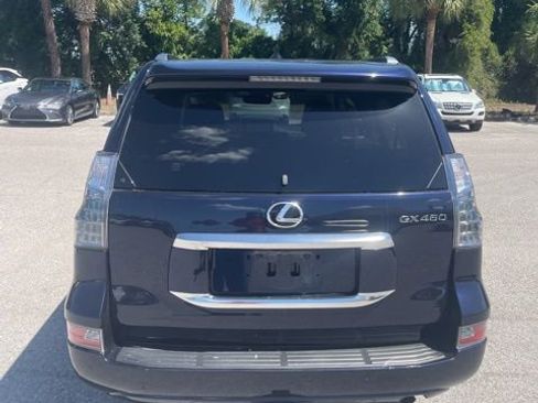 Used 2023 Lexus GX 460 Premium w/ Premium Package AWD/4WD image 3