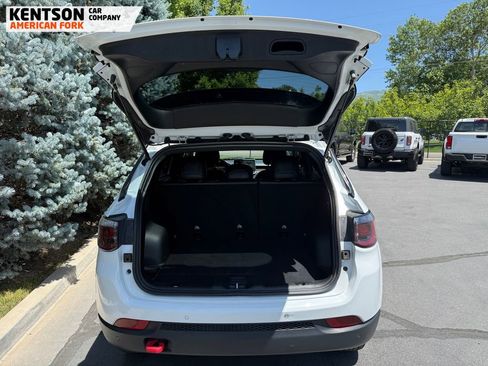 Used 2023 Jeep Compass Trailhawk image 34
