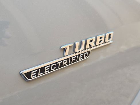 Certified 2025 Mercedes-Benz GLC 43 AMG 4MATIC Coupe image 12