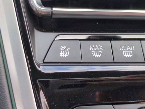 Used 2024 BMW M8 Competition image 20