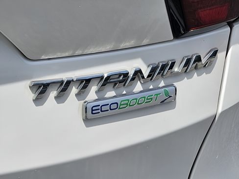 Used 2019 Ford Escape Titanium FWD image 32