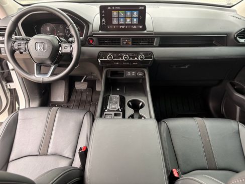 Certified 2025 Honda Pilot EX-L image 46
