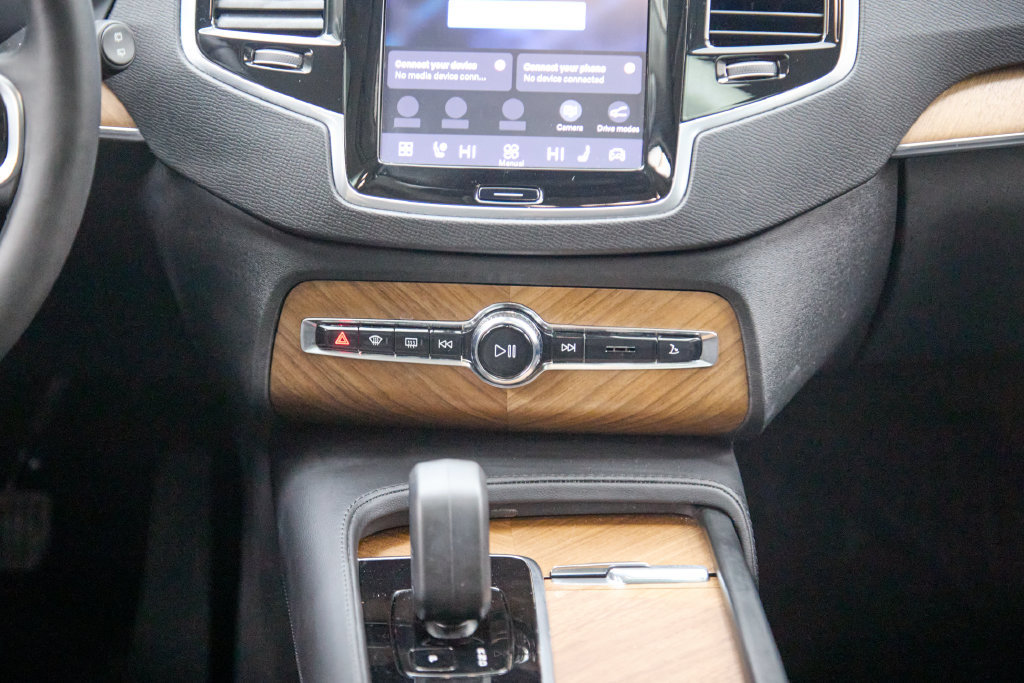 Certified 2024 Volvo XC90 B6 Plus w/ Protection Package Premier AWD/4WD image 30
