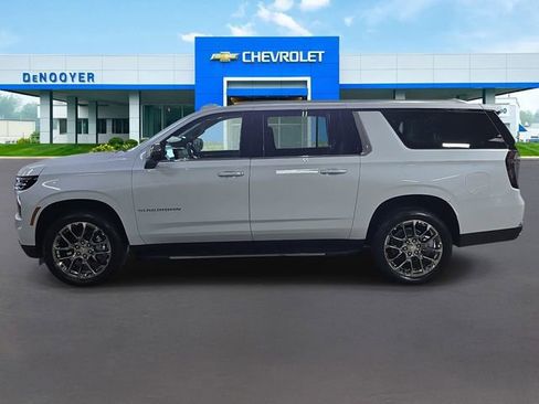 New 2026 Chevrolet Suburban Premier AWD/4WD image 5