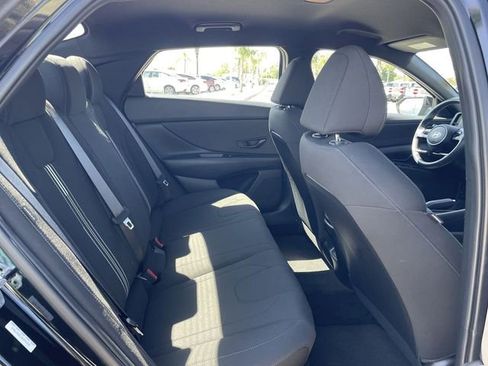 Used 2025 Hyundai Elantra Sport FWD image 25