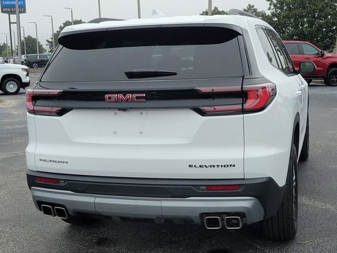 Used 2025 GMC Acadia Elevation image 6