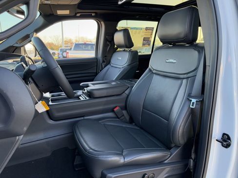 New 2025 Ford Expedition Max Platinum w/ Stealth Appearance Package image 49