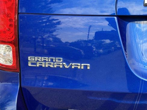 Used 2019 Dodge Grand Caravan SE FWD image 31