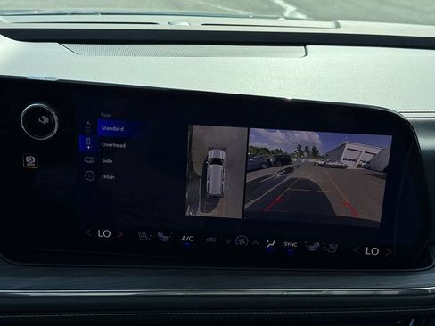 New 2026 Chevrolet Suburban Premier AWD/4WD image 16