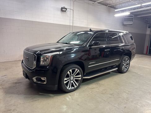 Used 2016 GMC Yukon Denali w/ Open Road Package AWD/4WD image 3