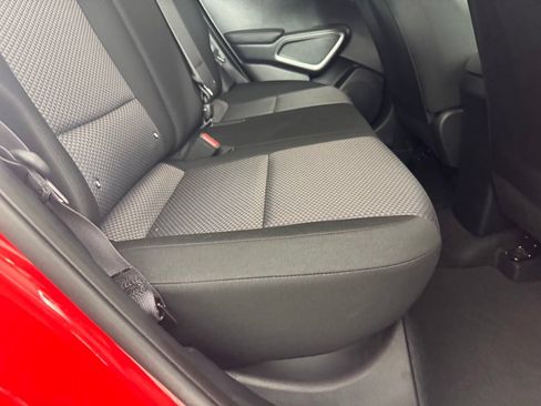 Used 2025 Kia Soul LX FWD image 30