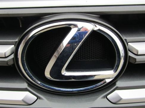 Used 2019 Lexus GX 460 Premium image 30