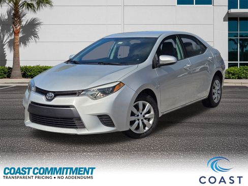 Used 2015 Toyota Corolla LE image 1