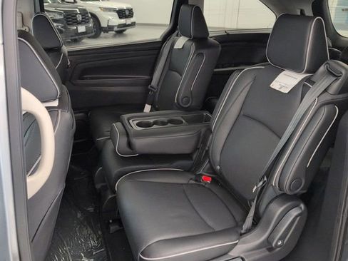 New 2026 Honda Odyssey Elite image 22
