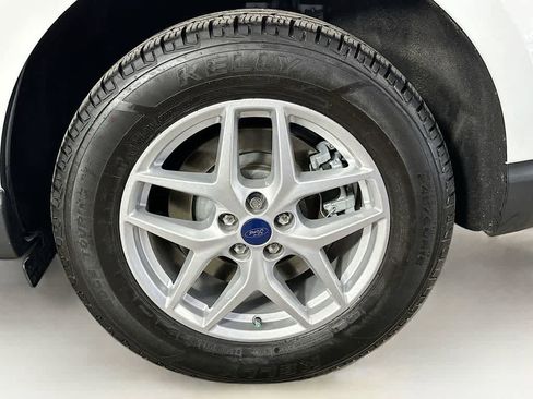 Certified 2022 Ford Edge SEL w/ Convenience Package image 8