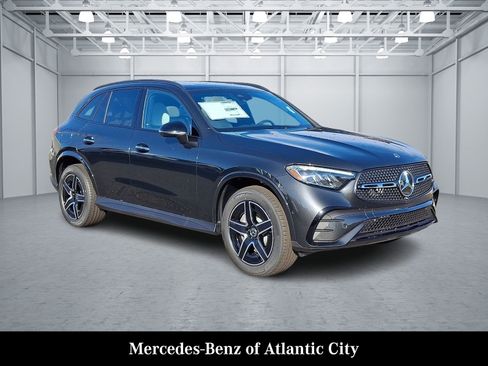 New 2026 Mercedes-Benz GLC 300 4MATIC image 1