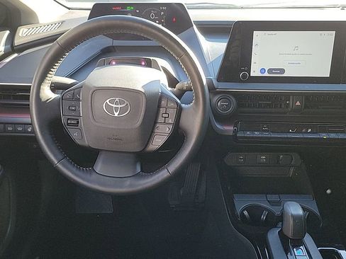 Used 2023 Toyota Prius Prime SE image 19