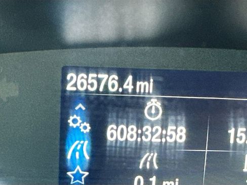 Used 2024 Ford Transit 350 XLT image 4