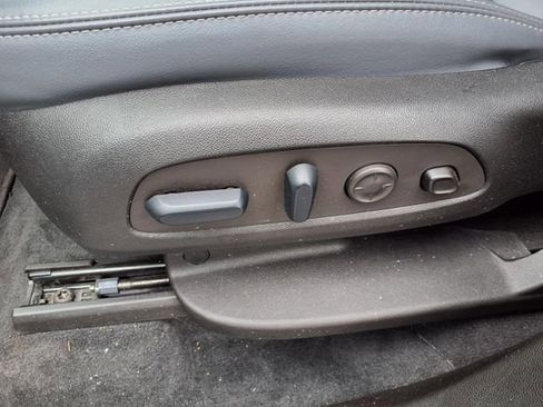 Used 2024 Buick Enclave Premium FWD image 16