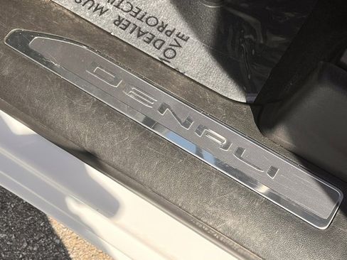 Used 2023 GMC Sierra 1500 Denali w/ Technology Package image 27