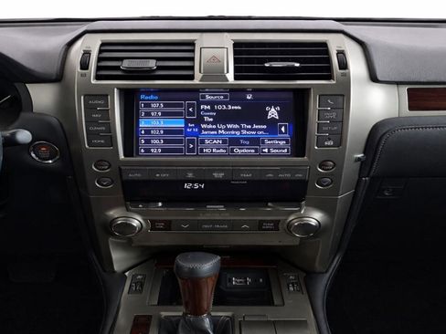 Used 2017 Lexus GX 460 Premium w/ Premium Package AWD/4WD image 19