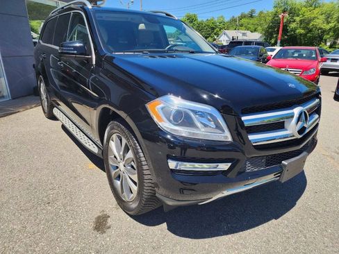 Used 2013 Mercedes-Benz GL 450 4MATIC image 3