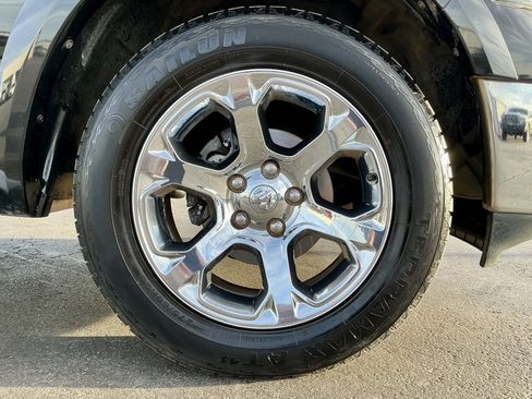 Used 2016 RAM 1500 Laramie w/ Convenience Group image 20