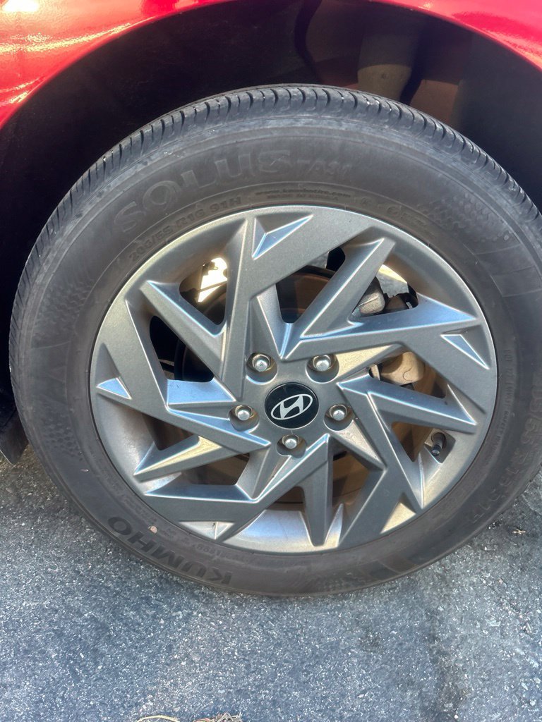 Used 2024 Hyundai Elantra SEL FWD image 4