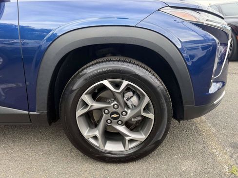 Certified 2024 Chevrolet Trax LT w/ Driver Confidence Package FWD image 6