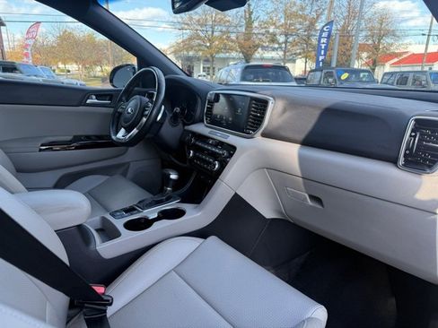 Used 2022 Kia Sportage Nightfall Edition w/ Nighfall AWD Premium Package image 24