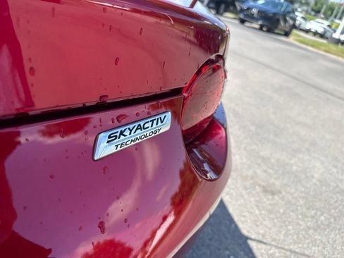 Used 2019 MAZDA MX-5 Miata RF Grand Touring RWD image 59
