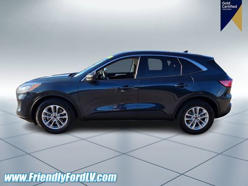 Certified 2022 Ford Escape SE image 3