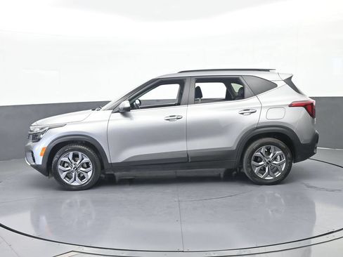 Used 2024 Kia Seltos S FWD image 6